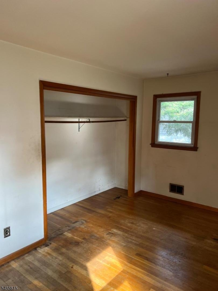301 New York Ave Property Photo 12