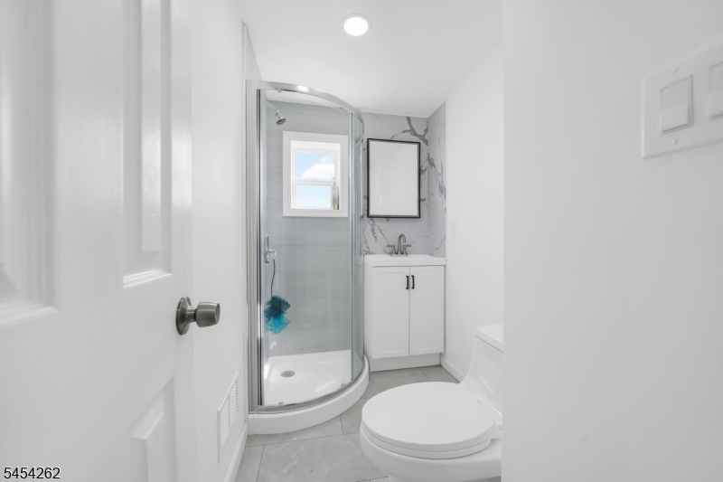 5 Briar Ln Property Photo 18