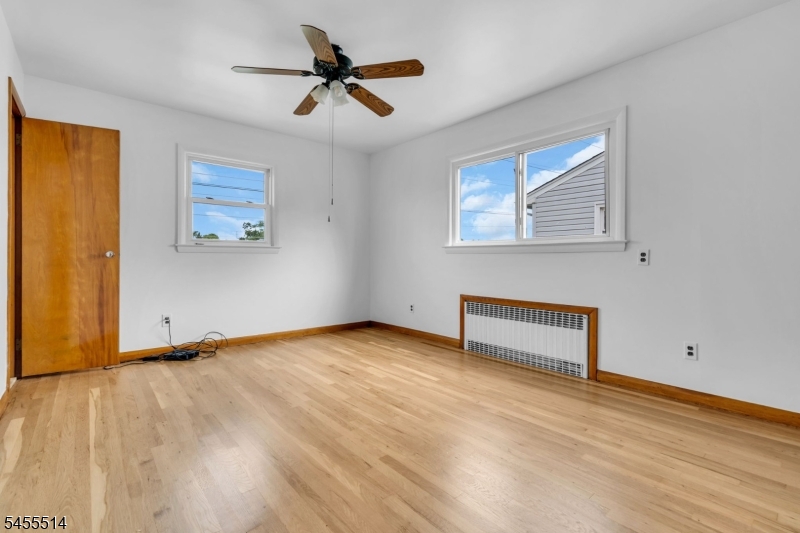 64 Luisser St Property Photo 12