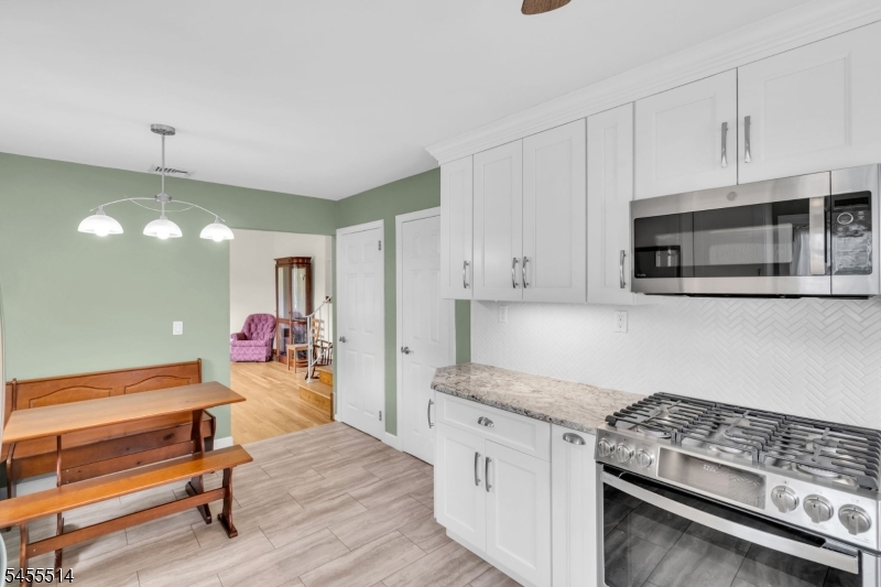 64 Luisser St Property Photo 23