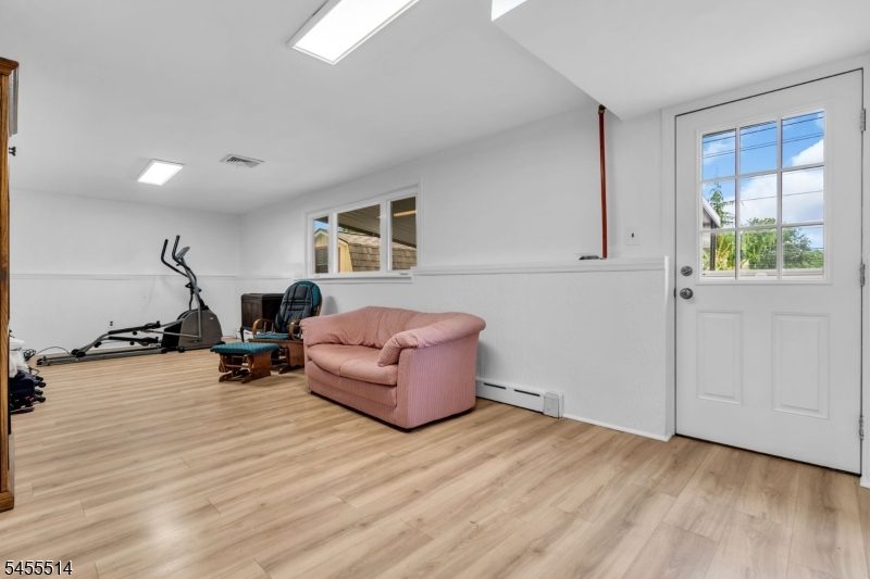 64 Luisser St Property Photo 26