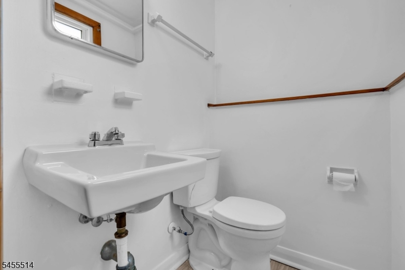 64 Luisser St Property Photo 29