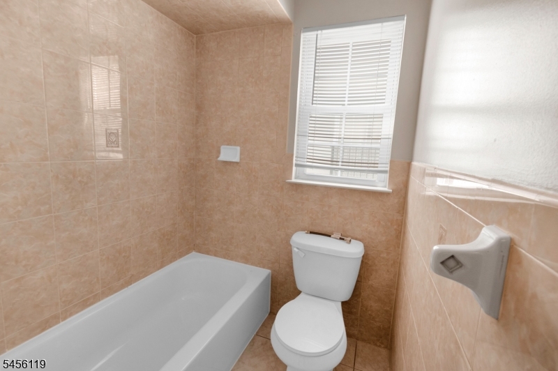 13 Lisa Ct 2 Property Photo 5
