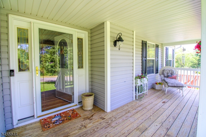 7 Dunn Pl Property Photo 4