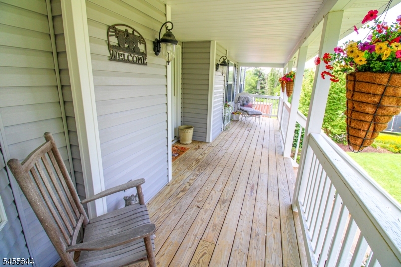7 Dunn Pl Property Photo 5