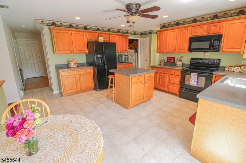 7 Dunn Pl Property Photo 11