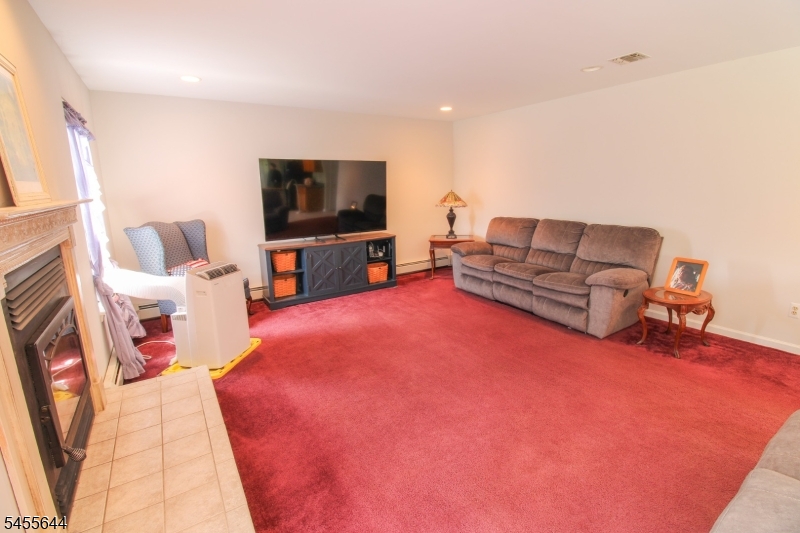 7 Dunn Pl Property Photo 16