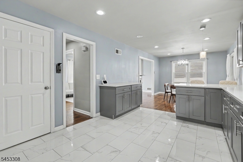 633 Woodland Ave Property Photo 17