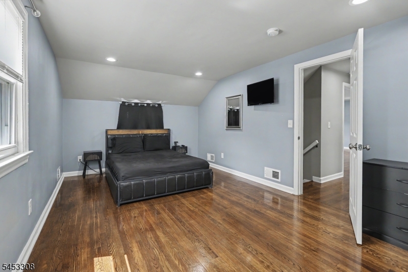 633 Woodland Ave Property Photo 25