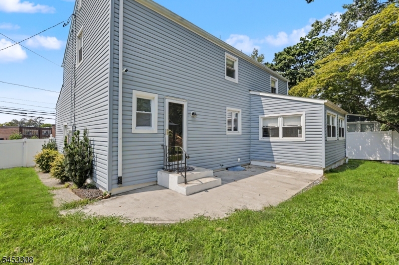 633 Woodland Ave Property Photo 37
