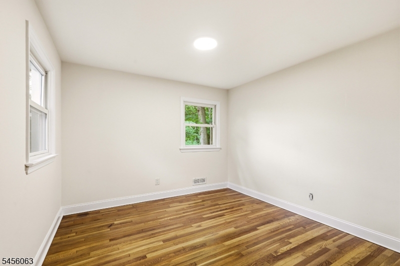 760 Harrison Ave Property Photo 13
