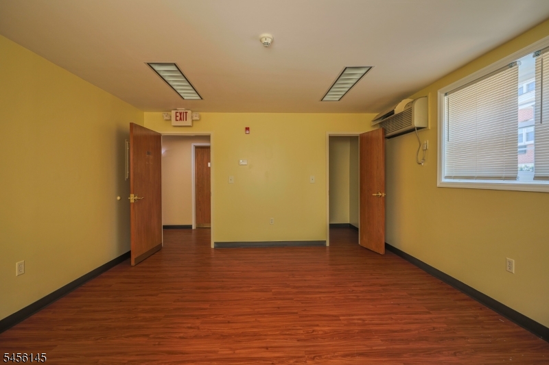 1185 Morris Ave B2 U103 Property Photo 5