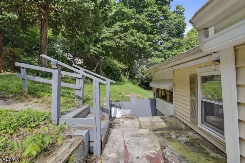 26 Sanatorium Rd Property Photo 38