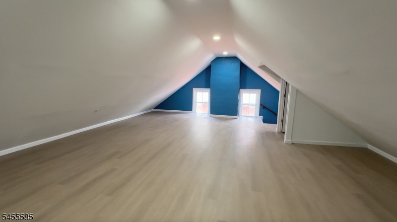40 Bridge St A Property Photo 12