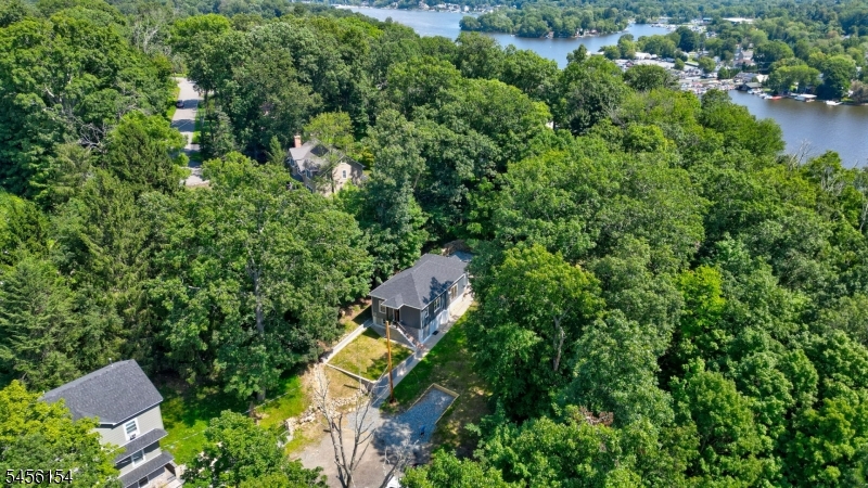 13 Maine St Property Photo 22