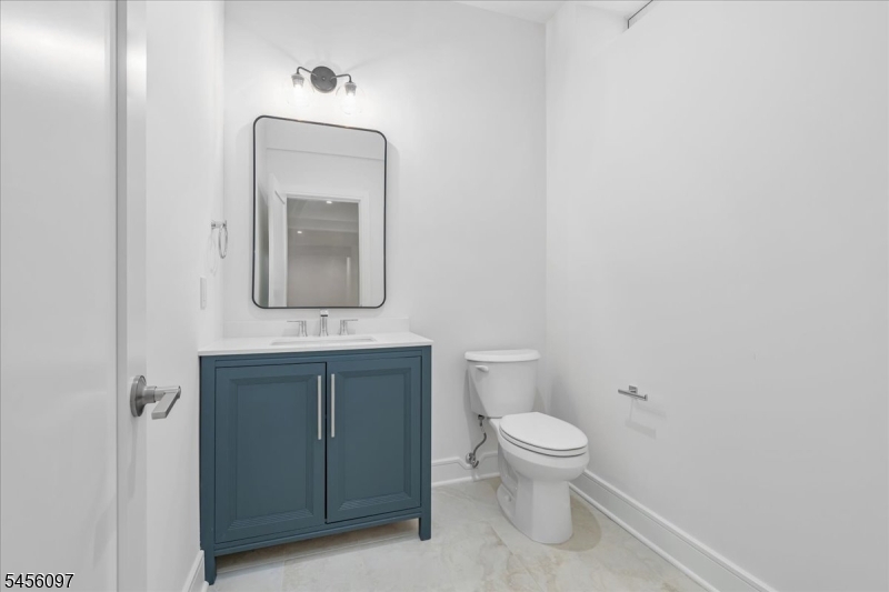 517 Lexington Ave Property Photo 25
