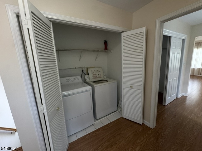 10 Park Sq Property Photo 10