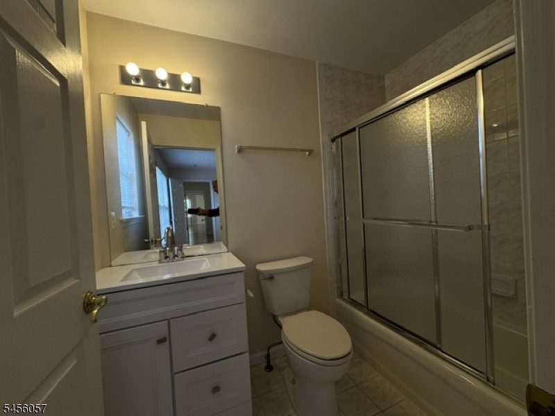 10 Park Sq Property Photo 16