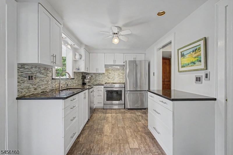 1015 Sleepy Hollow Lane Property Photo 11