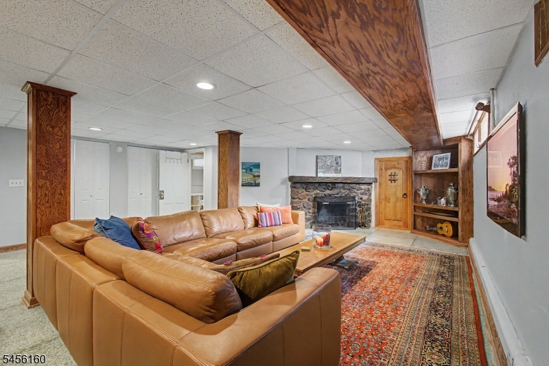 1015 Sleepy Hollow Lane Property Photo 31