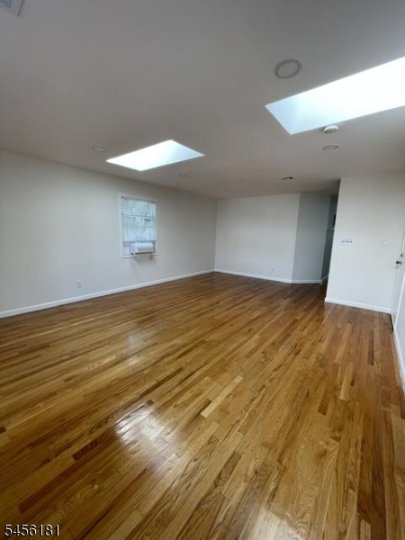 63 Charles St Property Photo 4