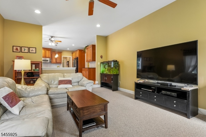 17 Burniston Ct Property Photo 8