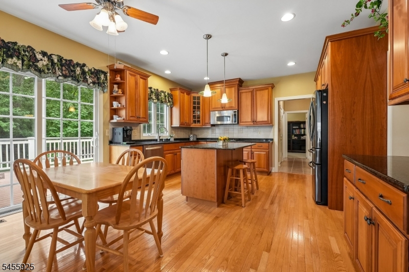 17 Burniston Ct Property Photo 9