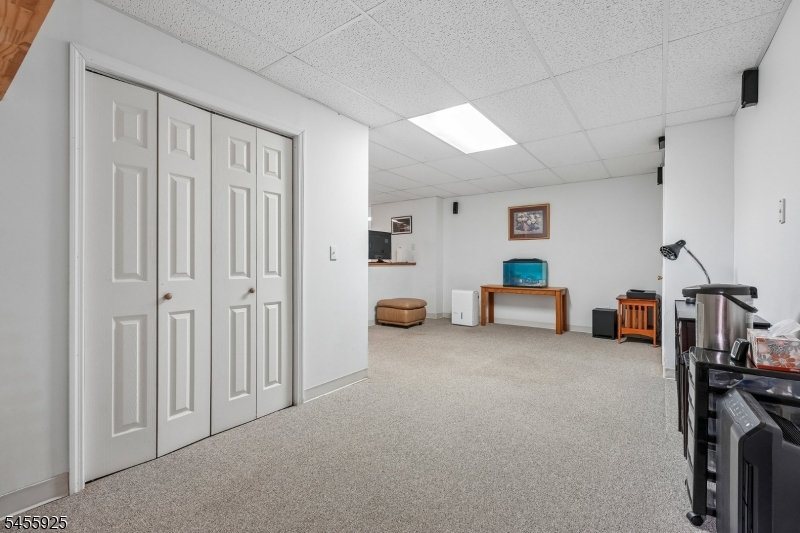 17 Burniston Ct Property Photo 15
