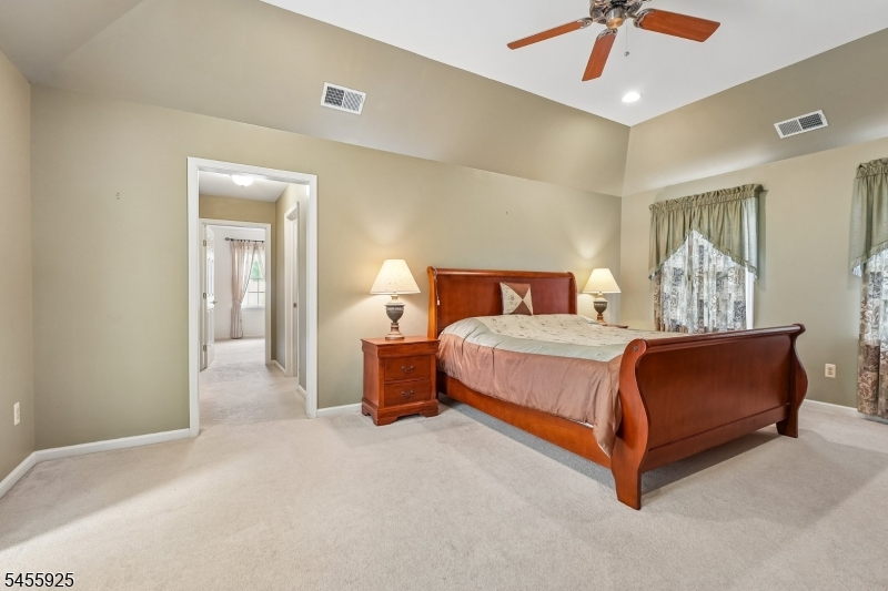 17 Burniston Ct Property Photo 18