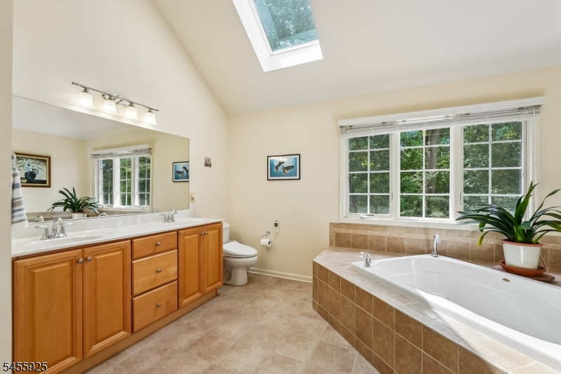 17 Burniston Ct Property Photo 19