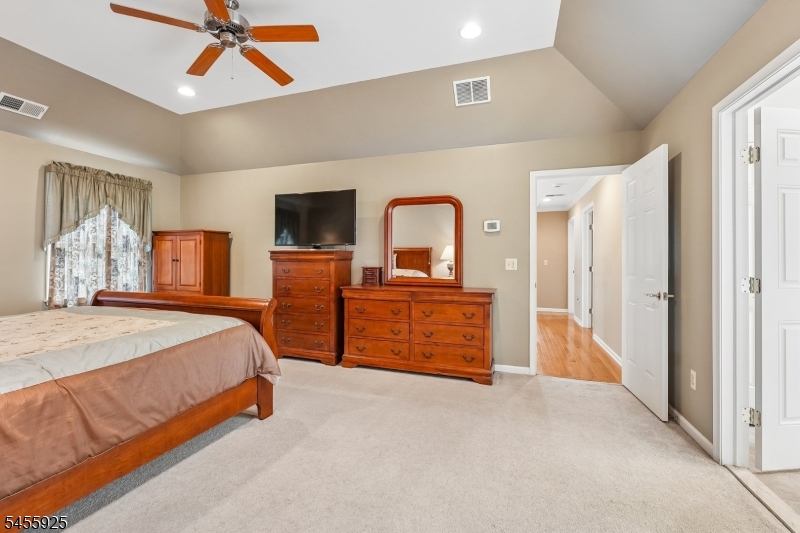 17 Burniston Ct Property Photo 22