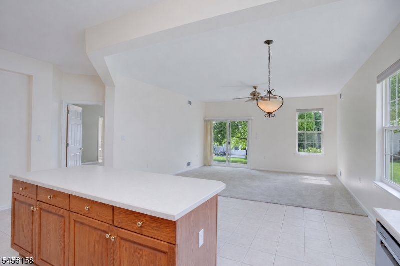 112 Kensington Cir Property Photo 4