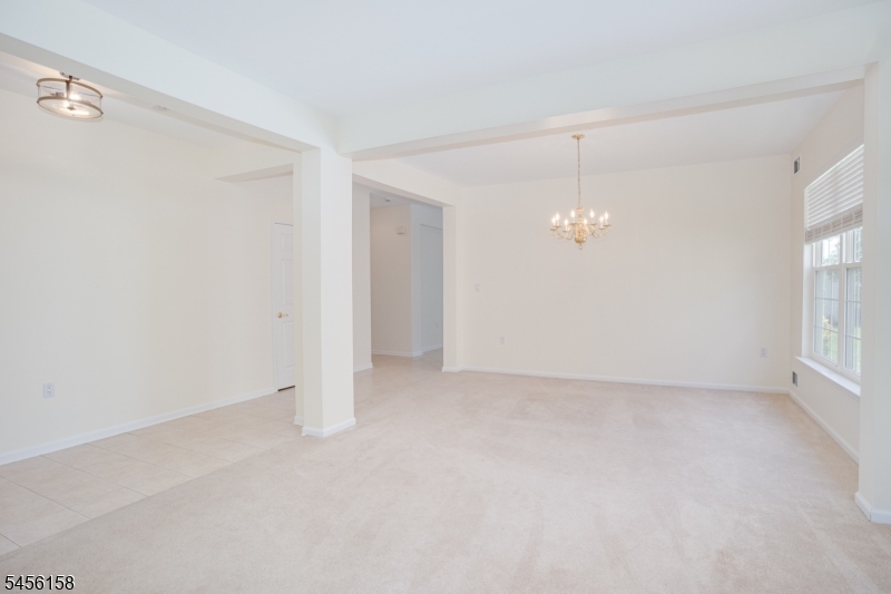 112 Kensington Cir Property Photo 13