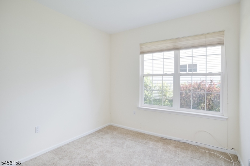 112 Kensington Cir Property Photo 18