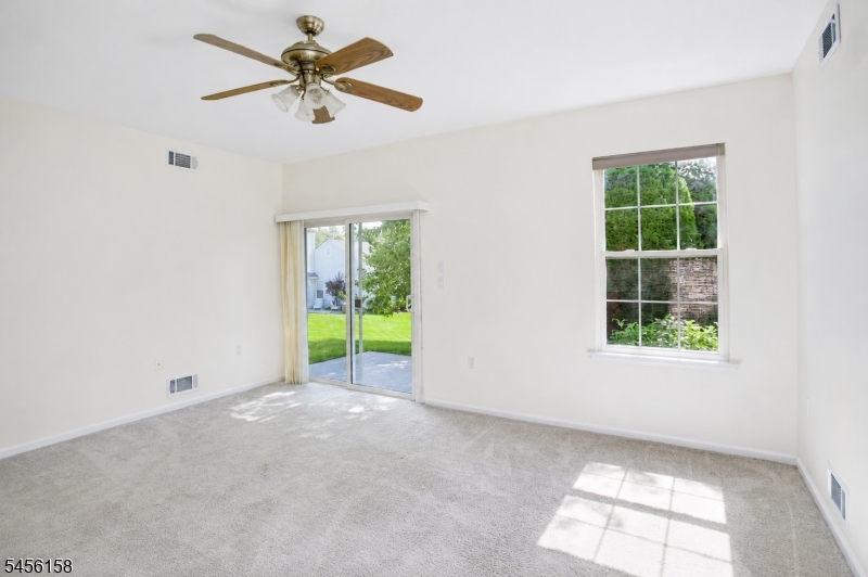 112 Kensington Cir Property Photo 27