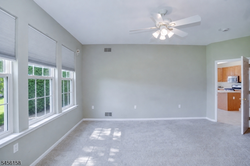 112 Kensington Cir Property Photo 31
