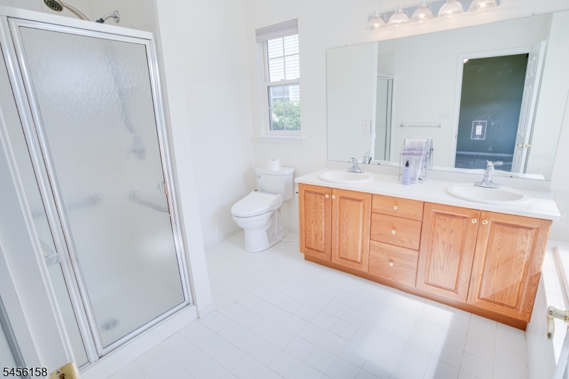 112 Kensington Cir Property Photo 34