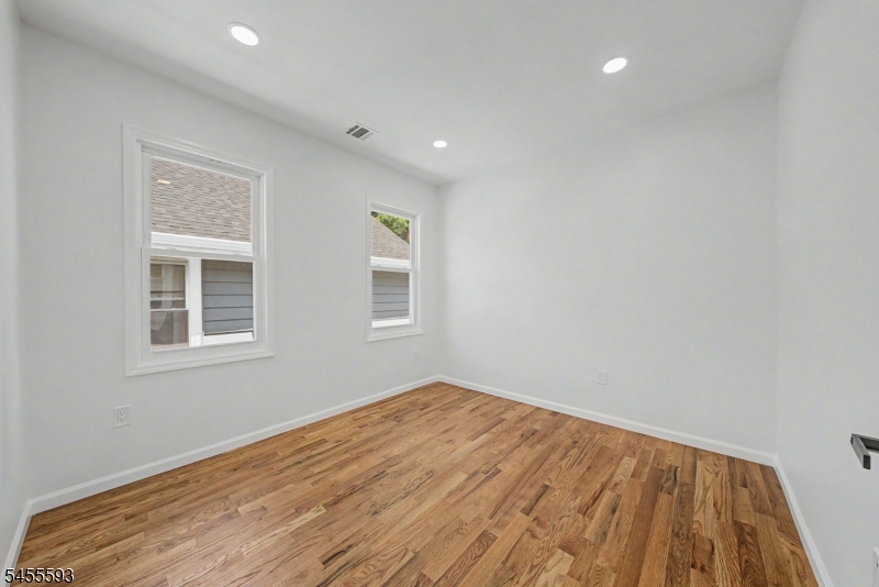 35 Wheeler St Property Photo 24