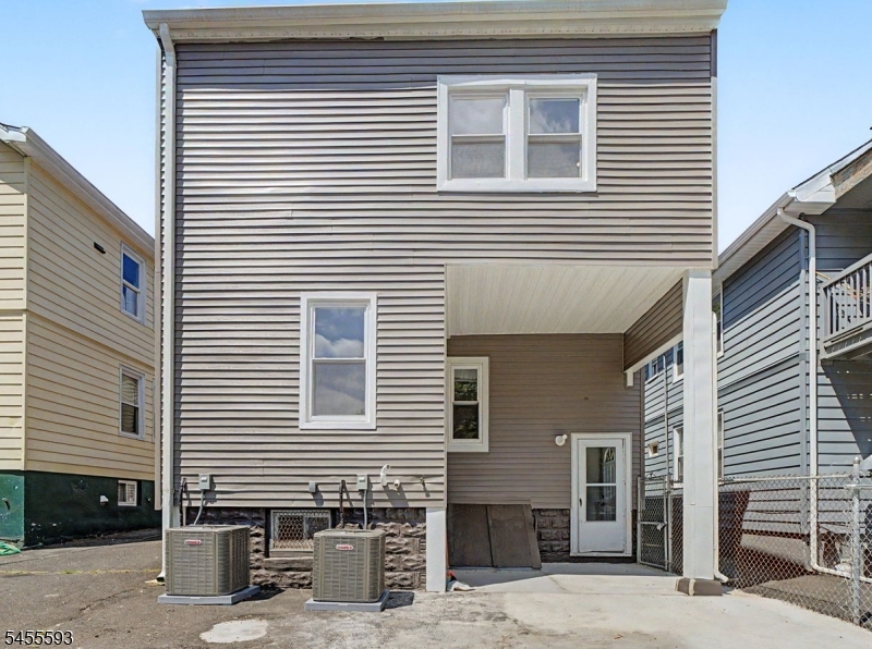 35 Wheeler St Property Photo 45