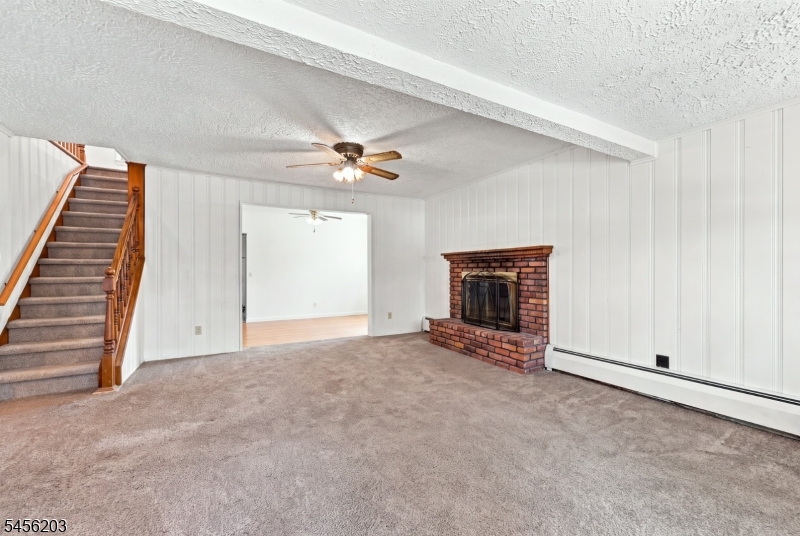 57 Hudson St Property Photo 12