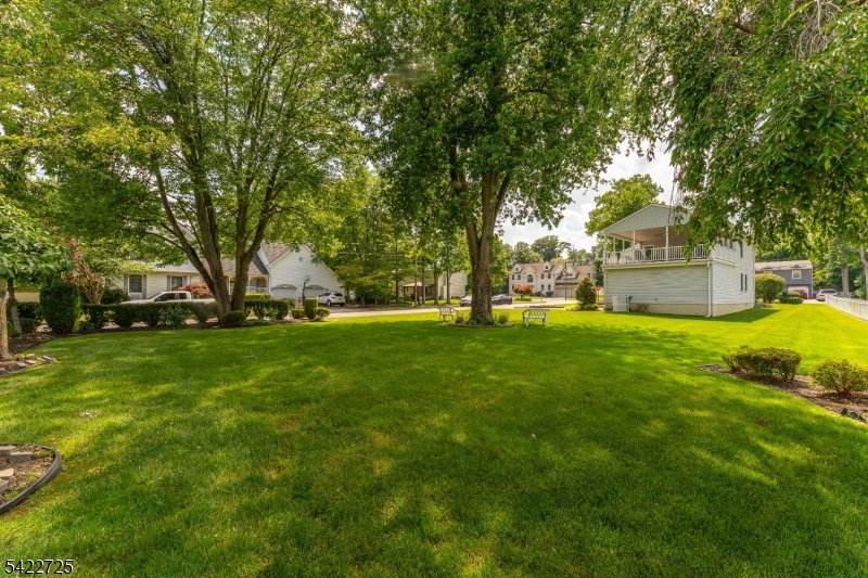 932 Beatrice Pkwy Property Photo 32