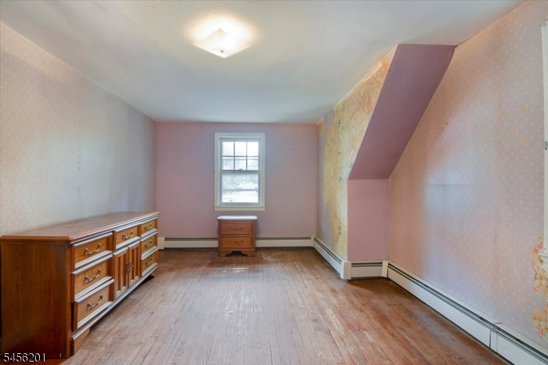 2075 Meadowview Rd Property Photo 19