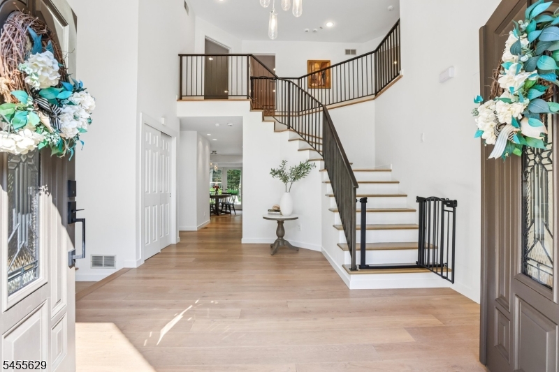 16 Winchester Terrace Property Photo 3