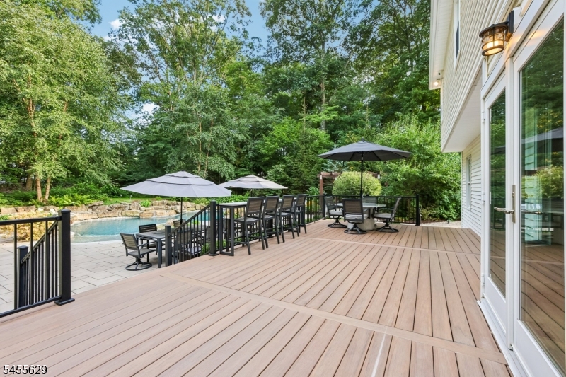 16 Winchester Terrace Property Photo 32