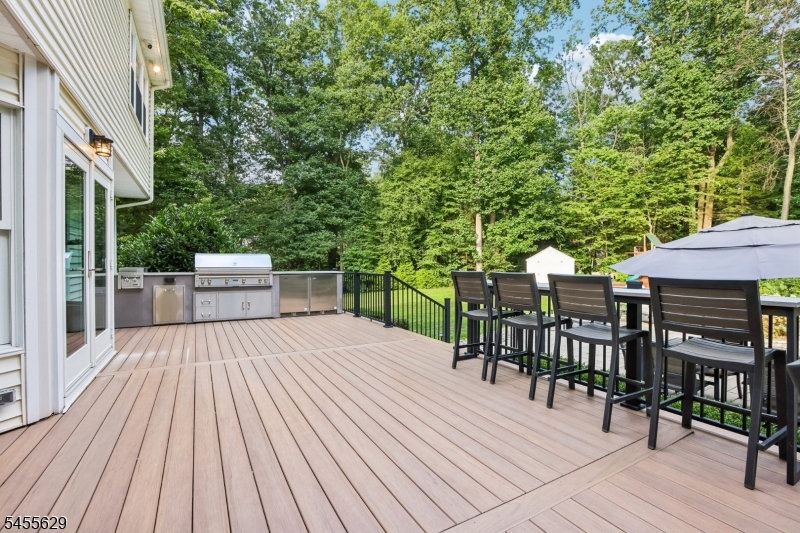16 Winchester Terrace Property Photo 33