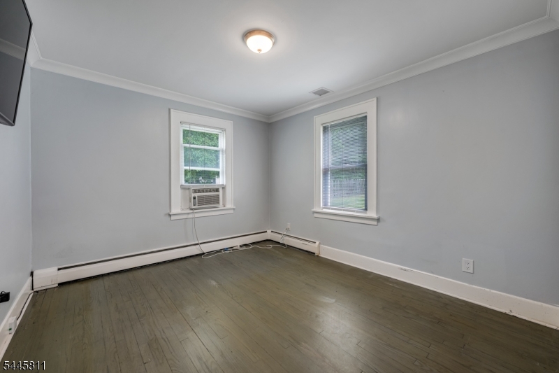 122 Garside Ave Property Photo 17