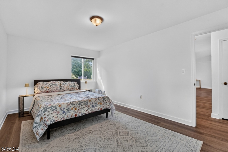 74 Eton Way Property Photo 14