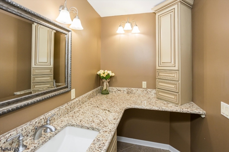 15 Witherspoon Ct Property Photo 18