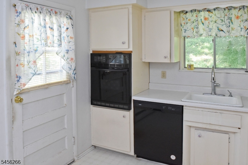 194 Tomahawk Trl Property Photo 5
