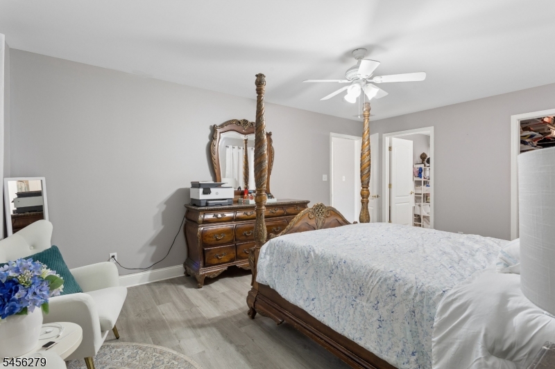 531 Manor Rd Property Photo 14